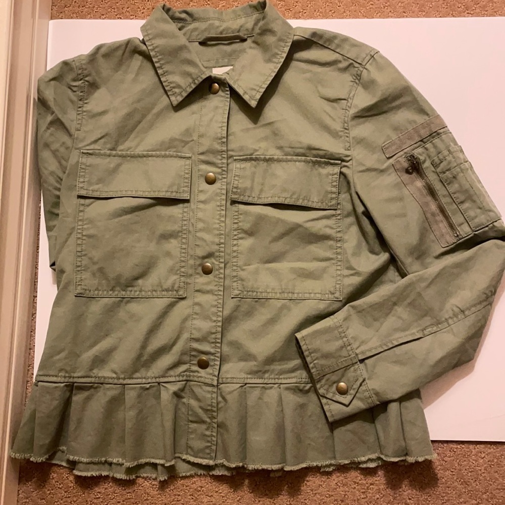 GAP Army Jacket with Pleated Bottom - Size S